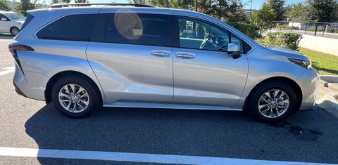 Toyota Sienna 2025
