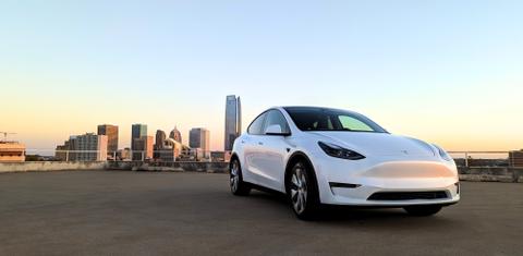 Tesla Model Y 2023