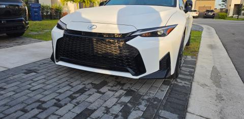 Lexus IS 2026