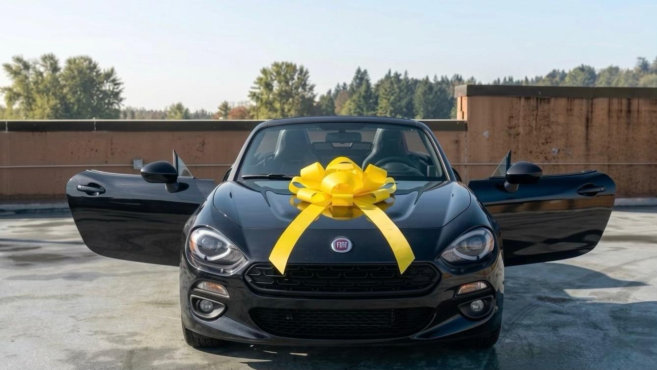 FIAT 124 Spider 2017 in SeaTac, WA