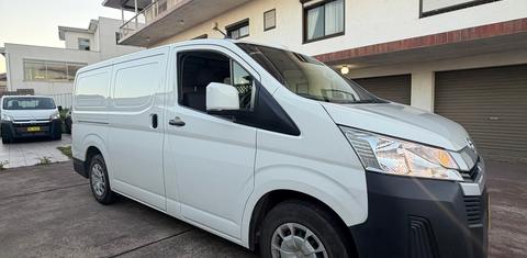 Toyota HIACE 2024