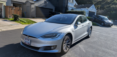 Tesla Model S 2018