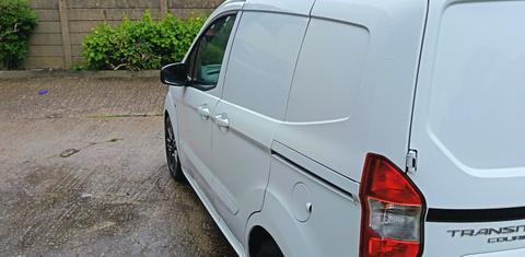 Ford Transit Courier 2018