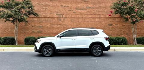 Volkswagen Taos 2025