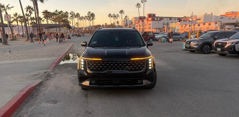 Kia Carnival Hybrid 2025