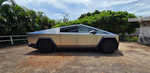 Tesla Cybertruck 2024