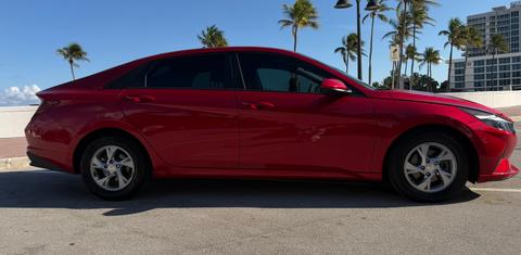 Hyundai Elantra 2023