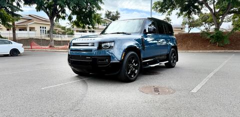 Land Rover Defender 2023