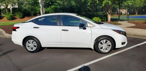 Nissan Versa 2025