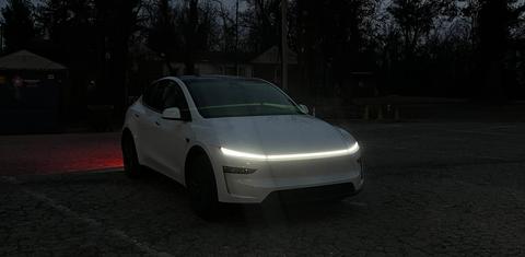 Tesla Model Y 2026