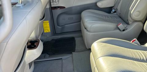 Toyota Sienna 2012