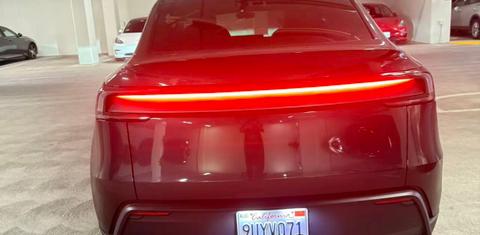 Tesla Model Y 2026