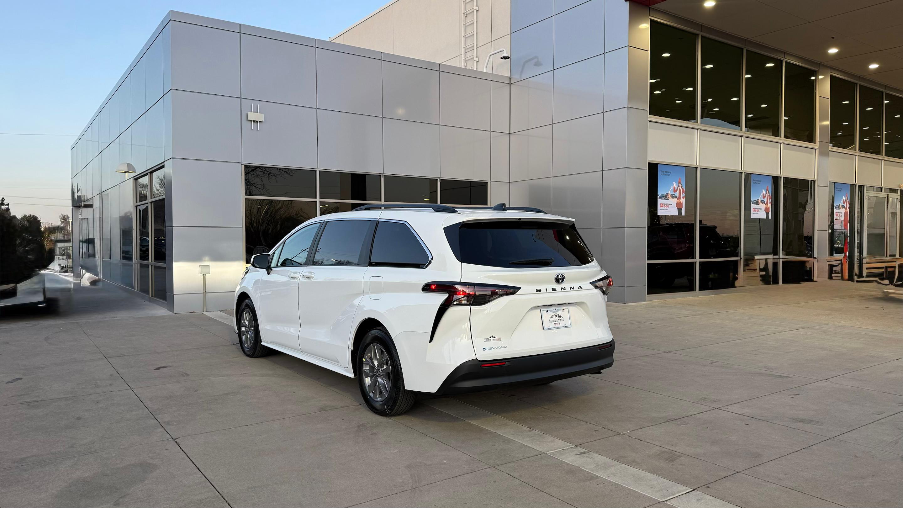 Toyota Sienna 2026 in 