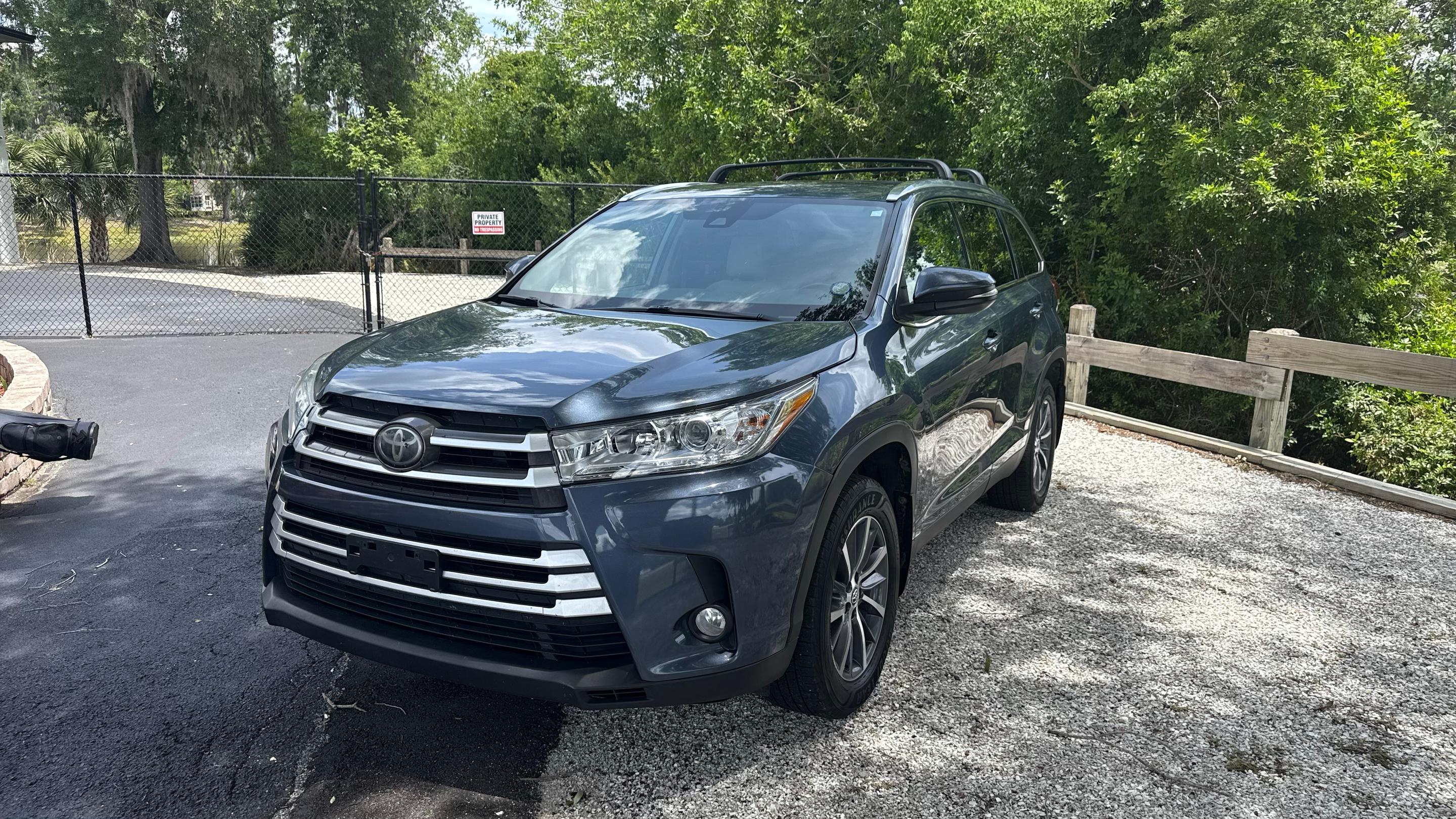 Toyota Highlander 2019 in Lutz, FL