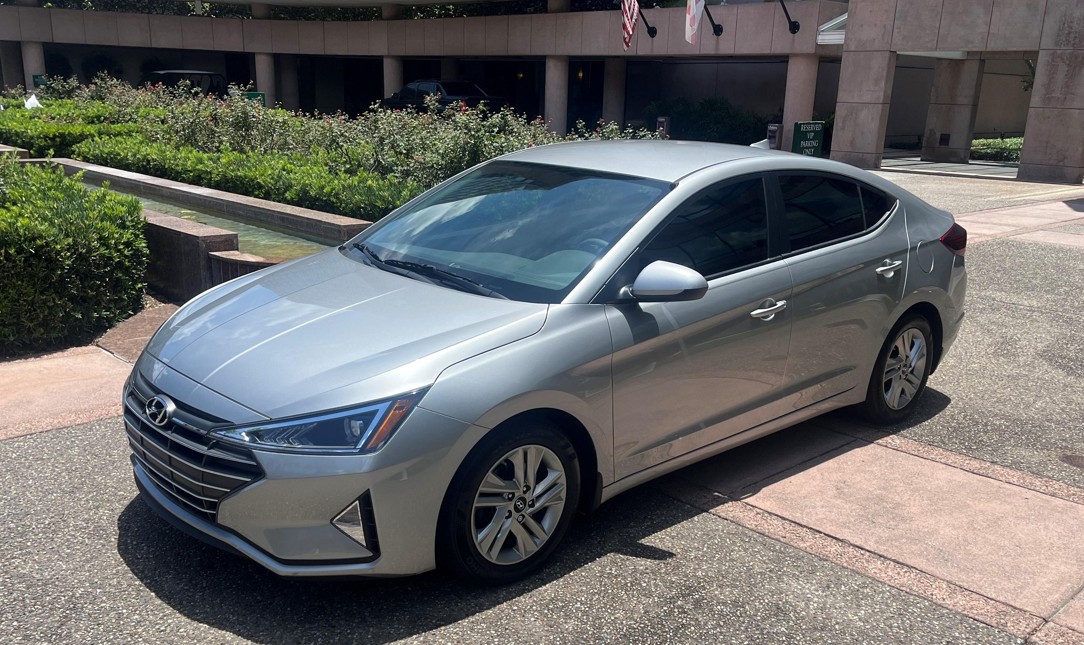 Hyundai Elantra 2020 in 