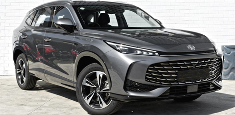 MG HS 2025