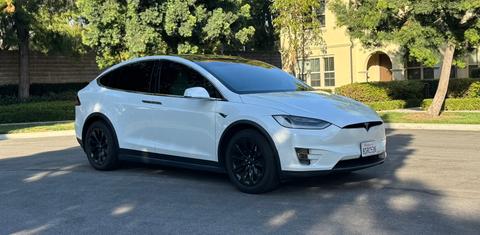 Tesla Model X 2020