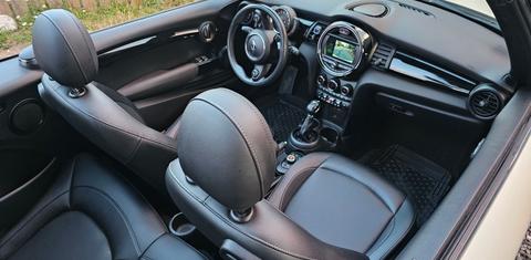 MINI Convertible 2019
