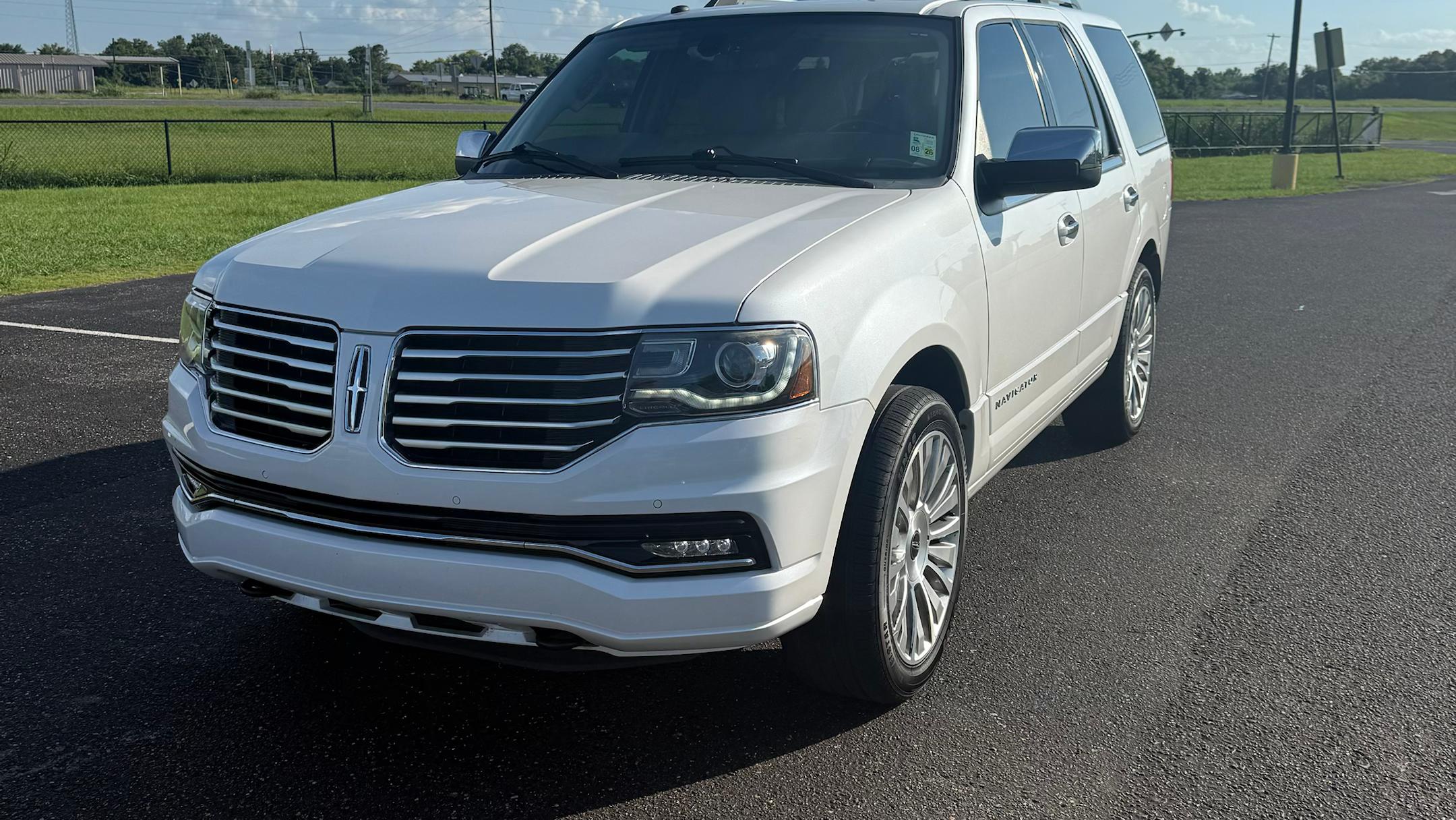 Lincoln Navigator 2016 in Alexandria, LA