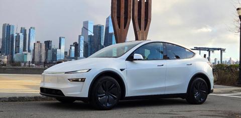 Tesla Model Y 2026