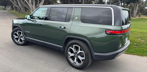 Rivian R1S 2024