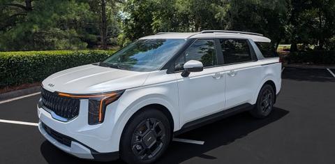 Kia Carnival Hybrid 2026