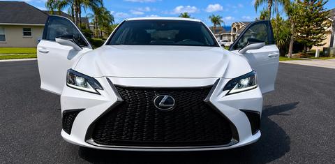 Lexus ES 2022