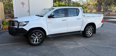 Toyota HILUX 2016