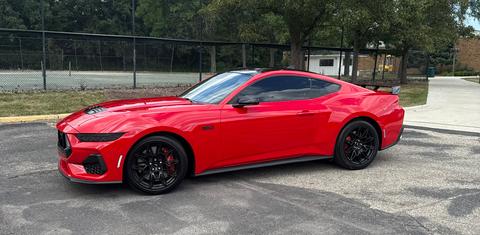 Ford Mustang 2024