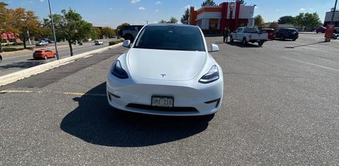 Tesla Model Y 2025
