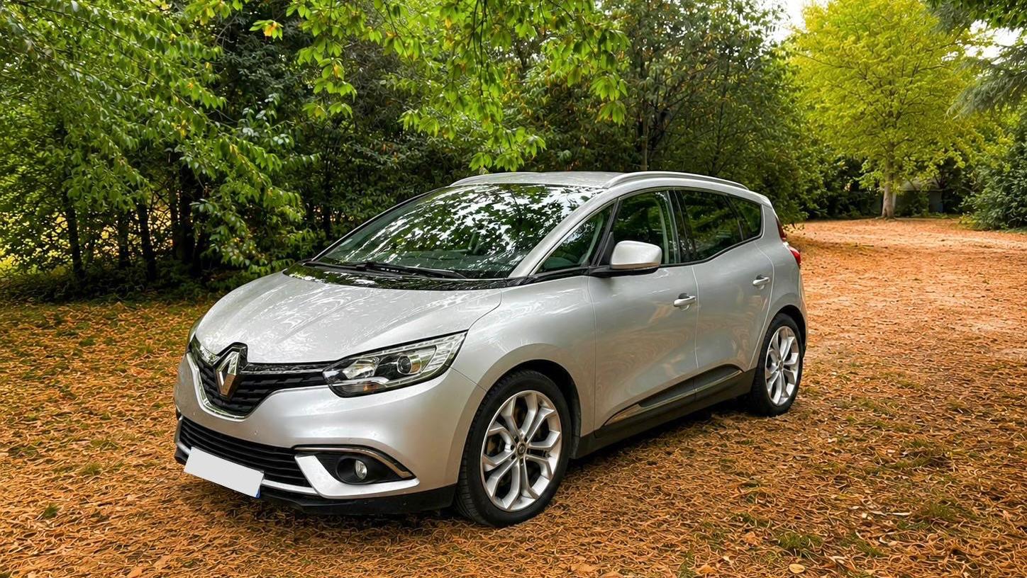 Renault GRAND SCENIC IV 2018 in Orly