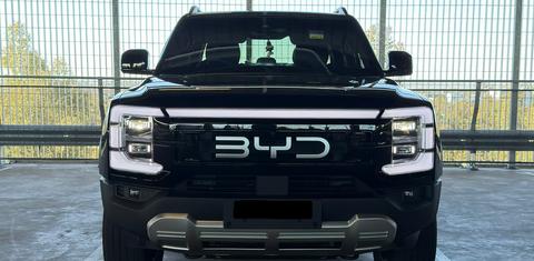 BYD SHARK 6 2025