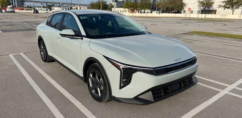 Kia K4 2025