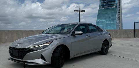 Hyundai Elantra 2023