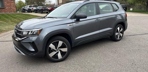 Volkswagen Taos 2024