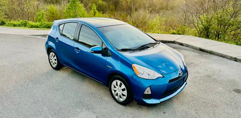 Toyota Prius c 2013