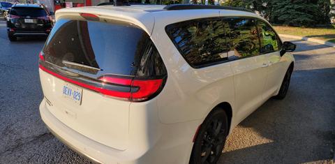 Chrysler Pacifica 2024