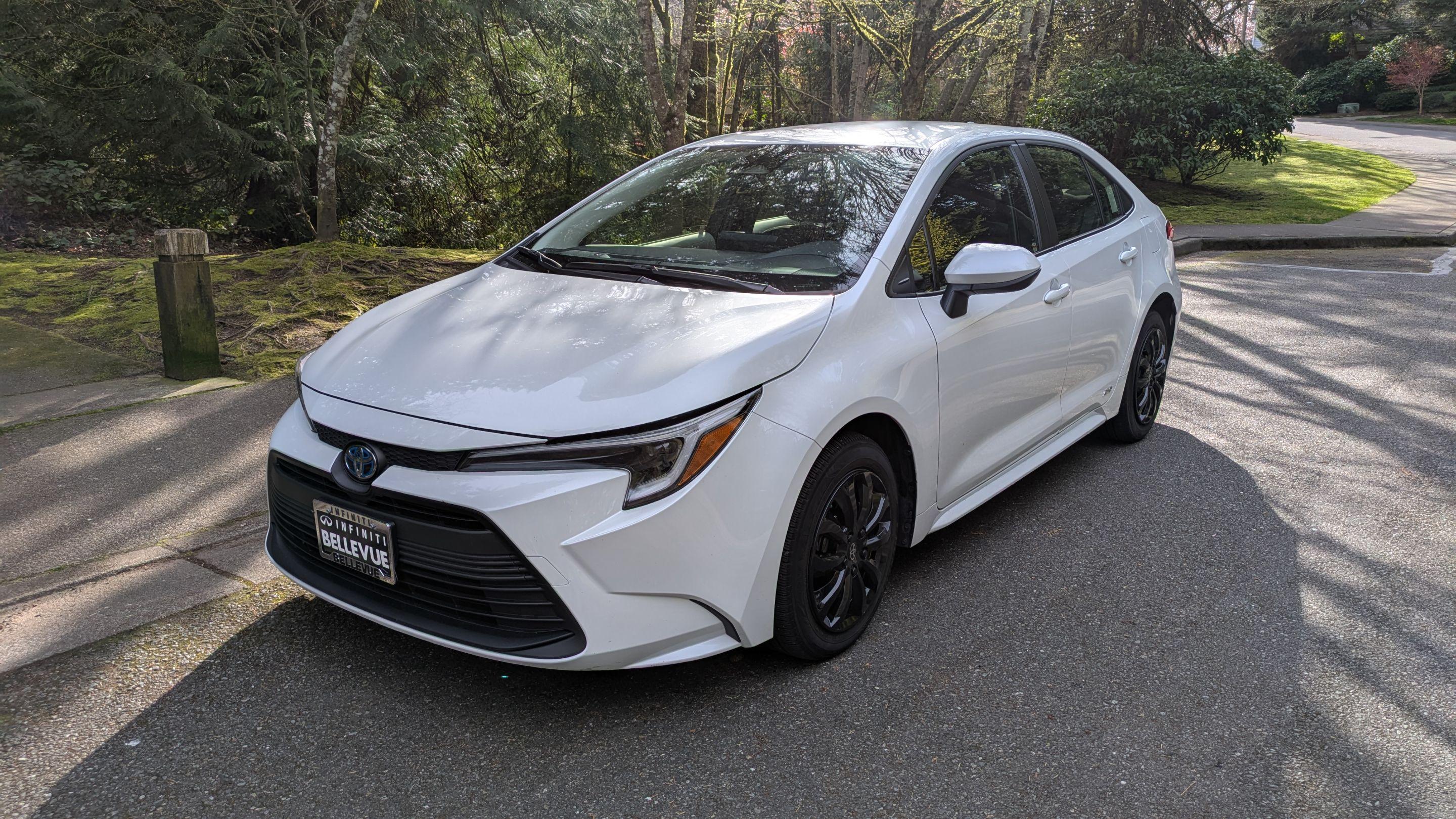 Toyota Corolla Hybrid 2024 in Mill Creek, WA