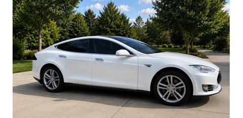 Tesla Model S 2015
