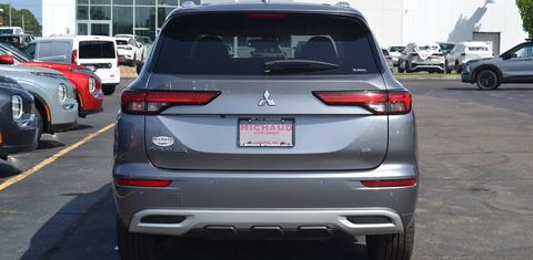 Mitsubishi Outlander 2024