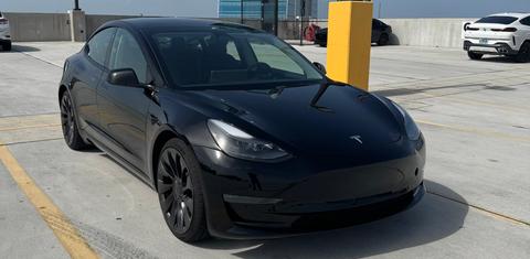 Tesla Model 3 2022