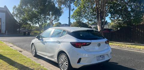 Holden ASTRA 2016