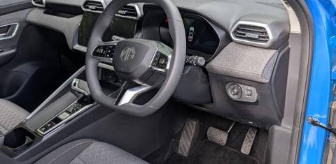 MG ZS HYBRID+ 2025