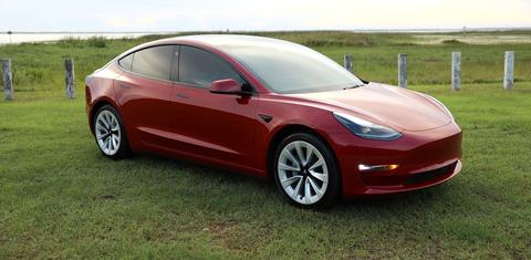 Tesla Model 3 2022