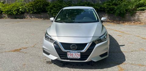 Nissan Versa 2021