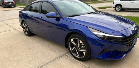 Hyundai Elantra 2023