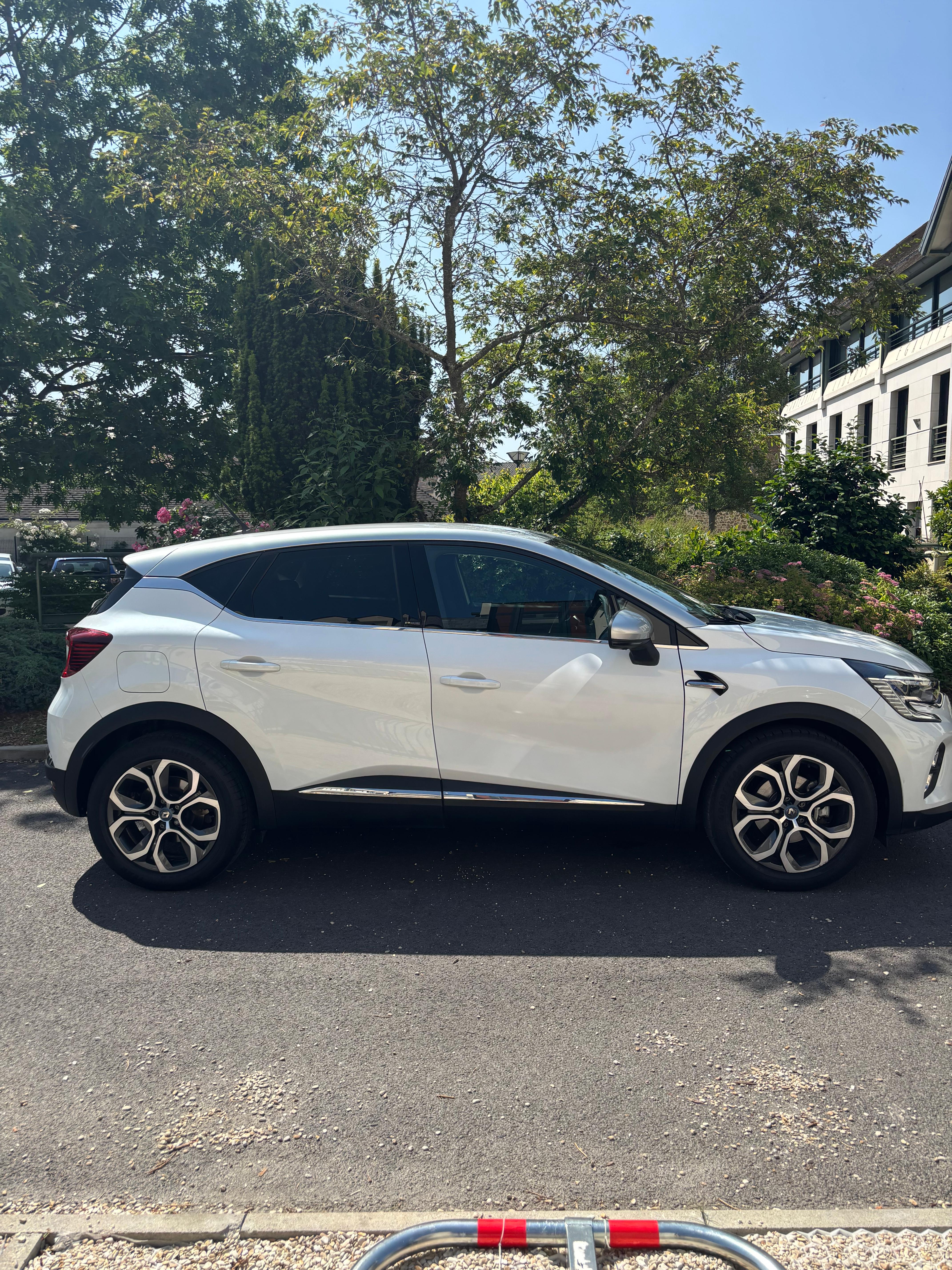 Renault CAPTUR II 2020 à Voisins-le-Bretonneux