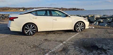 Nissan Altima 2020