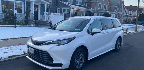 Toyota Sienna 2023