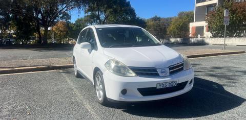 Nissan TIIDA 2013